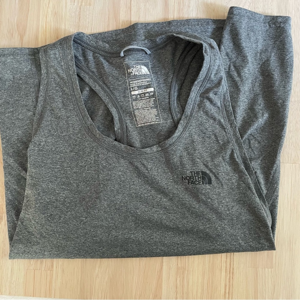 The North Face slim fit Tank gray - size L